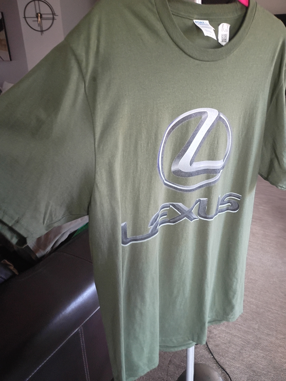 Lexus Logo Men's Green Crew Neck T-Shirt - Picture 7 of 9